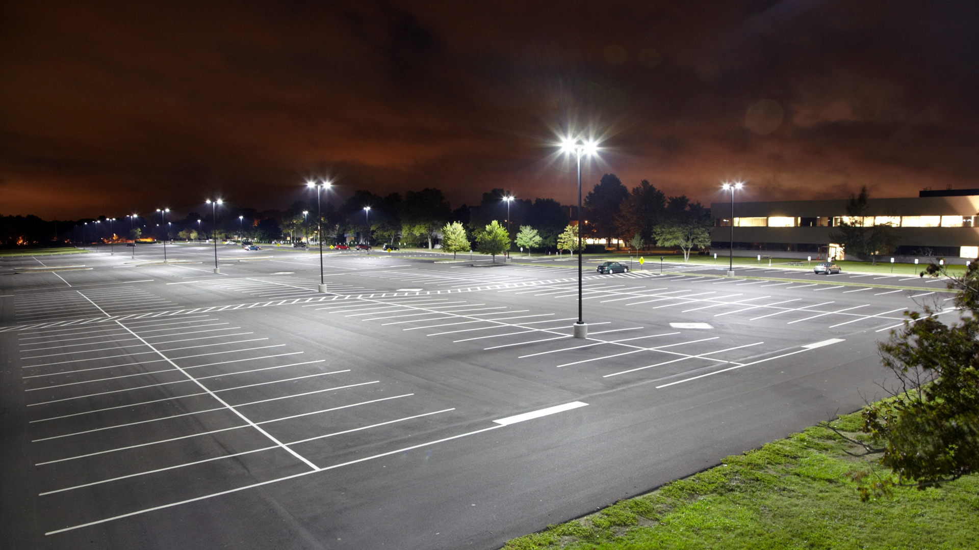 ILLUMINAZIONE LED PARCHEGGI